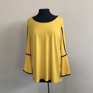 Grace brand tunic/top. Bell Flute Flutter Sleeve